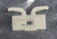 7703077070 - Clip friso lateral exterior